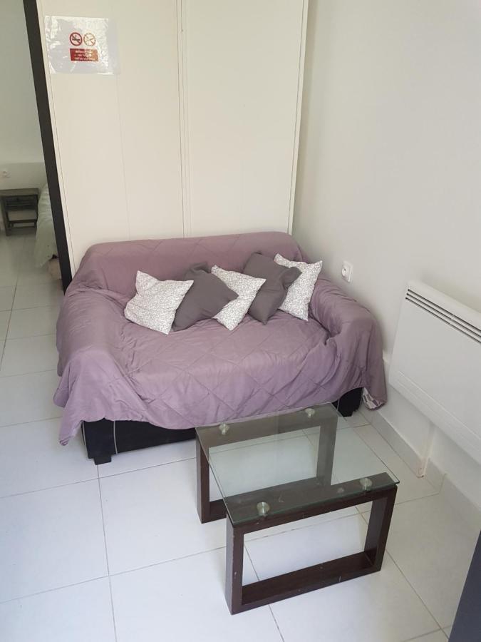 Appartement Avec Terrasse A Rosny-Sous-Bois Kültér fotó