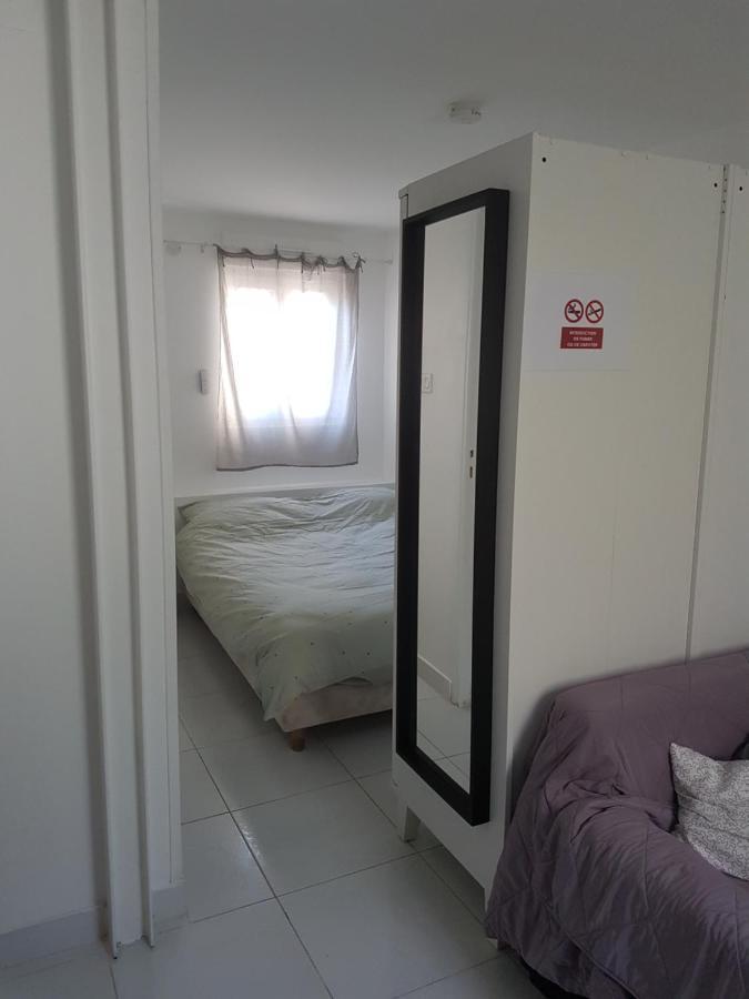 Appartement Avec Terrasse A Rosny-Sous-Bois Kültér fotó