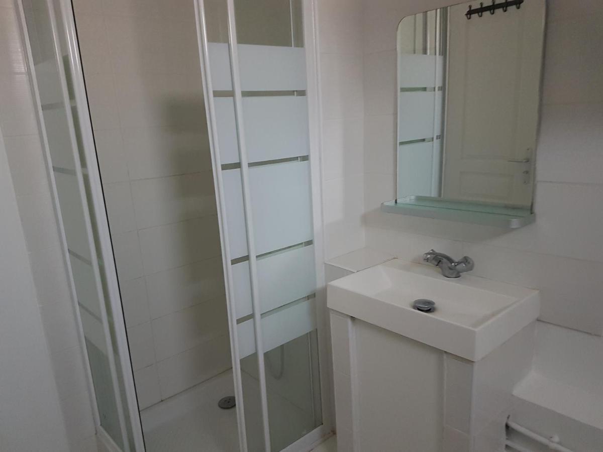 Appartement Avec Terrasse A Rosny-Sous-Bois Kültér fotó