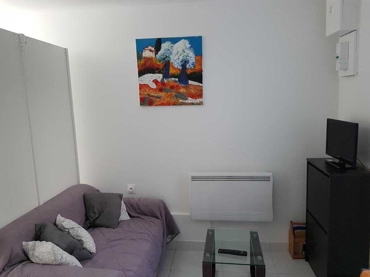 Appartement Avec Terrasse A Rosny-Sous-Bois Kültér fotó