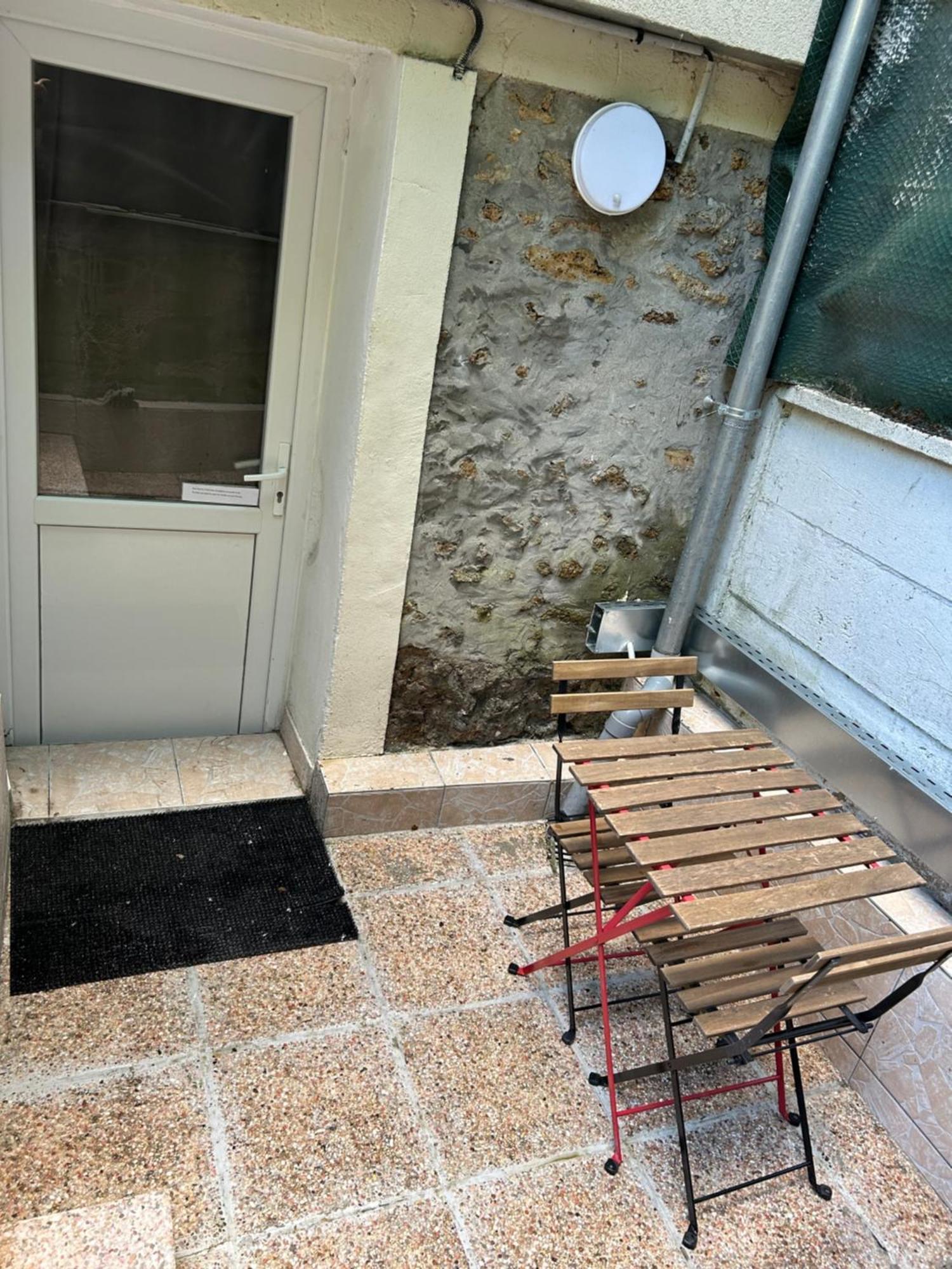 Appartement Avec Terrasse A Rosny-Sous-Bois Kültér fotó